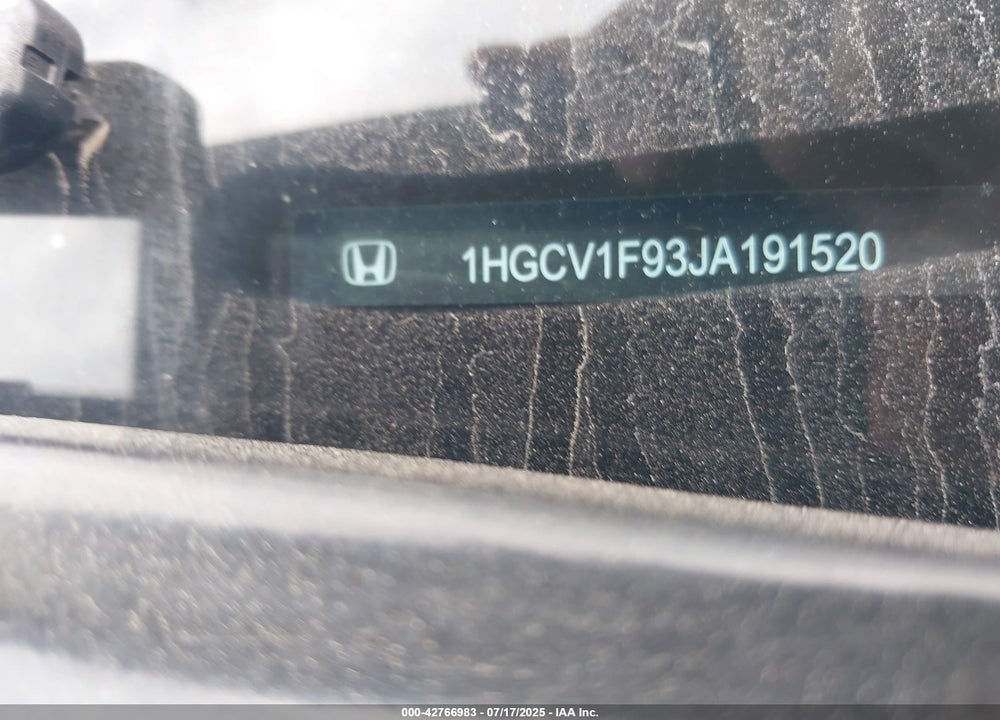 2018 HONDA ACCORD VIN: 1HGCV1F93JA191520