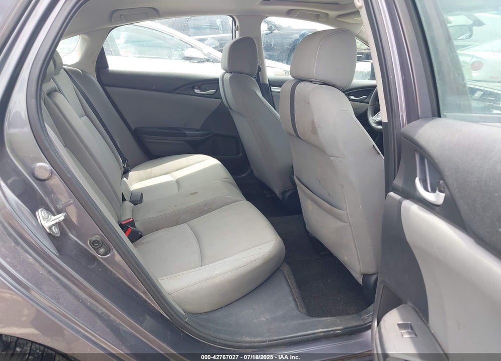 2018 HONDA CIVIC VIN: 19XFC2F70JE038337