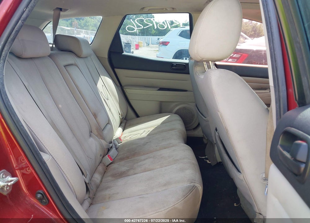 2011 MAZDA CX-7 VIN: JM3ER2B5XB0373055