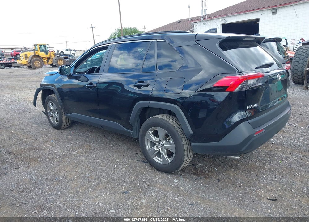 2024 TOYOTA RAV4 XLE VIN: 2T3W1RFV0RW324623