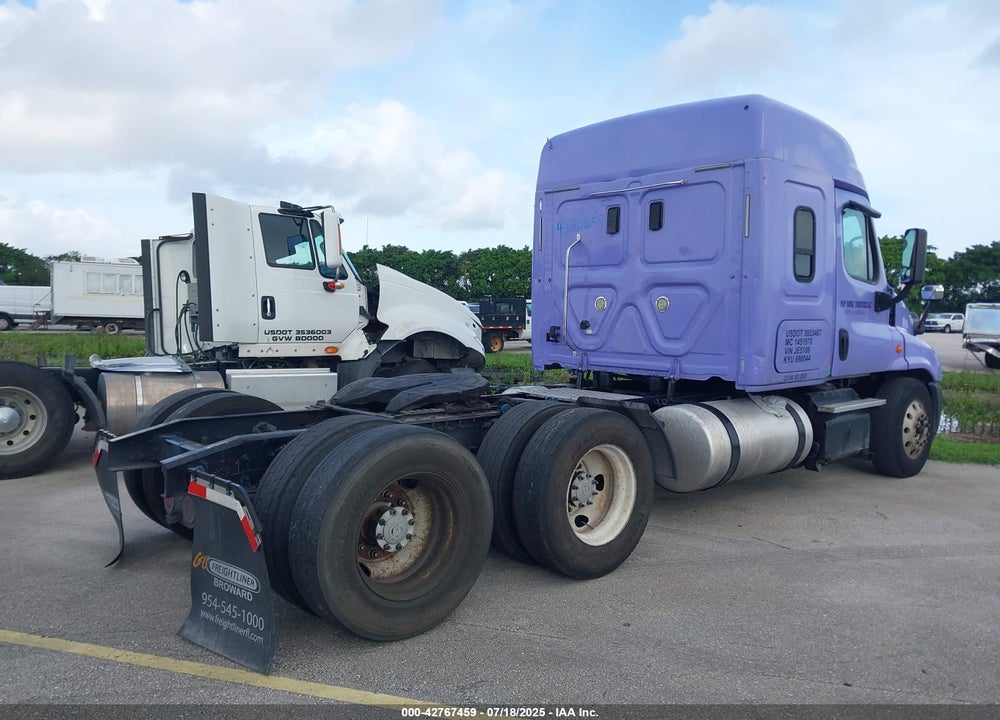 2017 FREIGHTLINER CASCADIA 125 VIN: 3AKJGLDR8HSJE5106