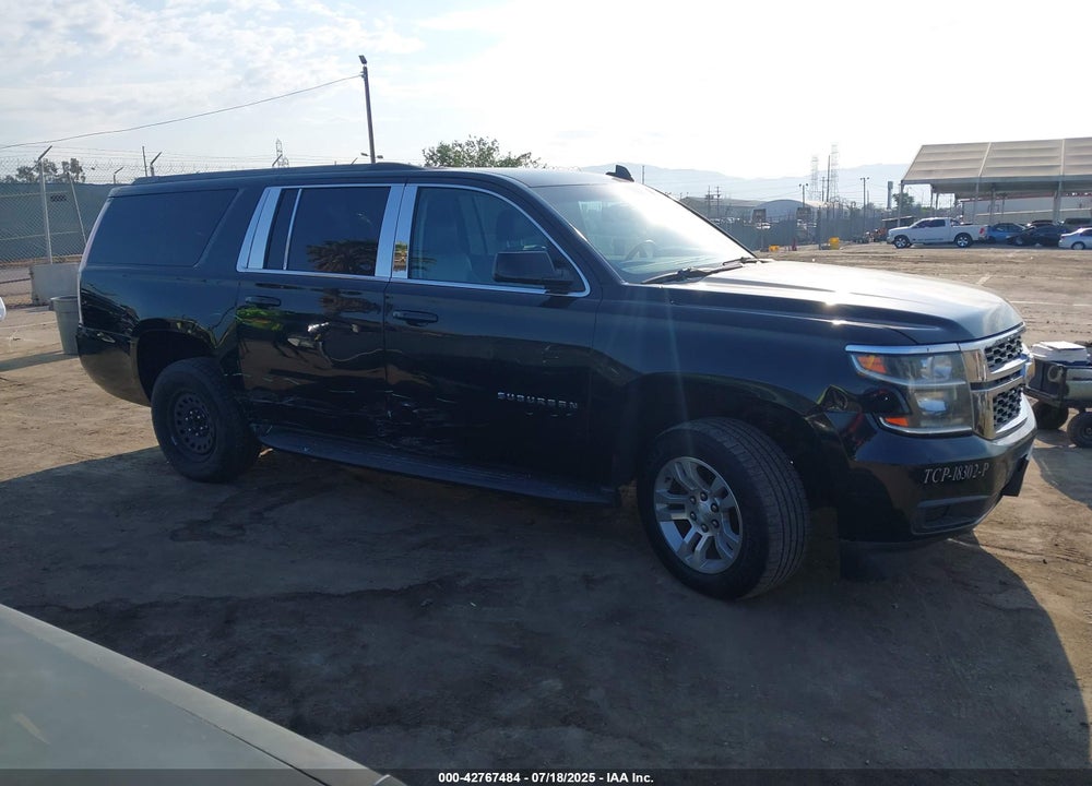 2015 CHEVROLET SUBURBAN 1500 VIN: 1GNSCHKC1FR590579