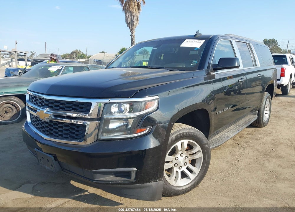 2015 CHEVROLET SUBURBAN 1500 VIN: 1GNSCHKC1FR590579