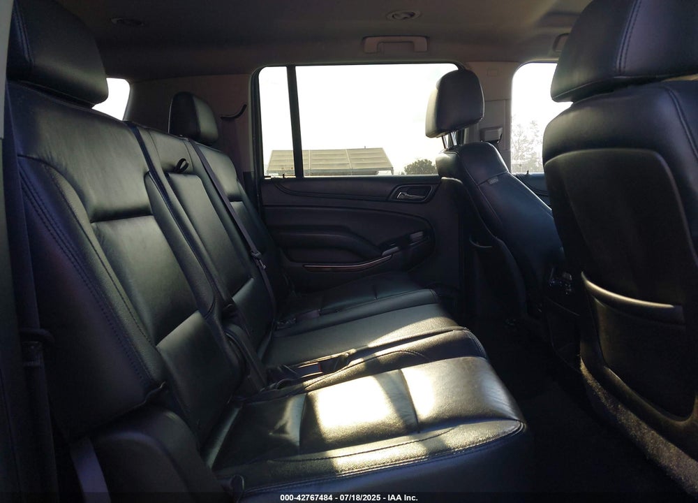 2015 CHEVROLET SUBURBAN 1500 VIN: 1GNSCHKC1FR590579