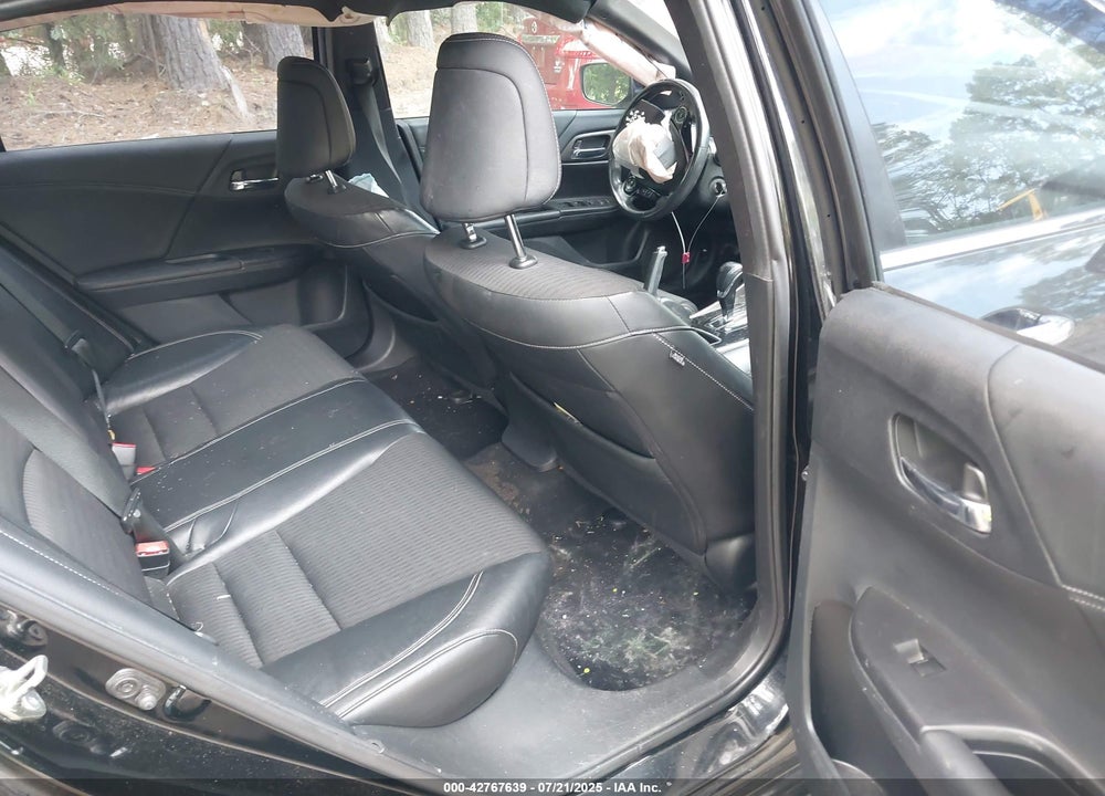 2016 HONDA ACCORD VIN: 1HGCR2F54GA084914