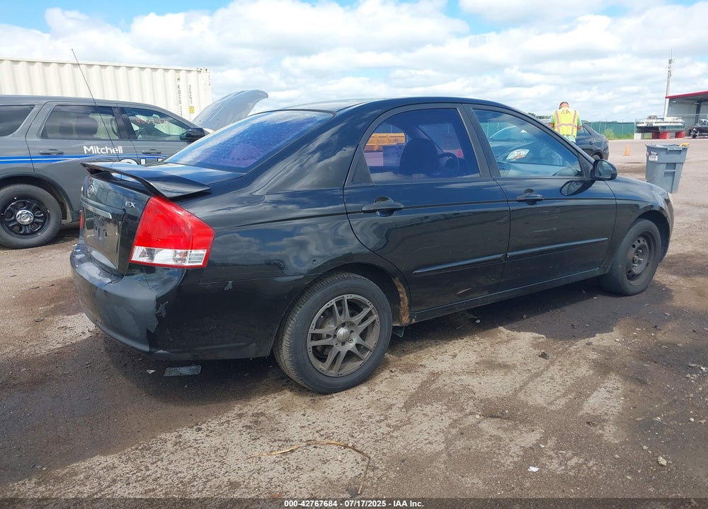 2009 KIA SPECTRA VIN: KNAFE221295610881
