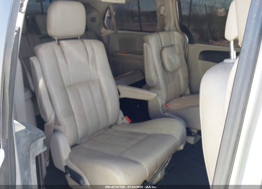 2012 CHRYSLER TOWN & COUNTRY VIN: 2C4RC1BG3CR376507