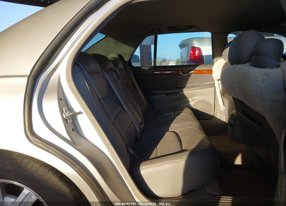2005 CADILLAC DEVILLE VIN: 1G6KD54Y35U260129