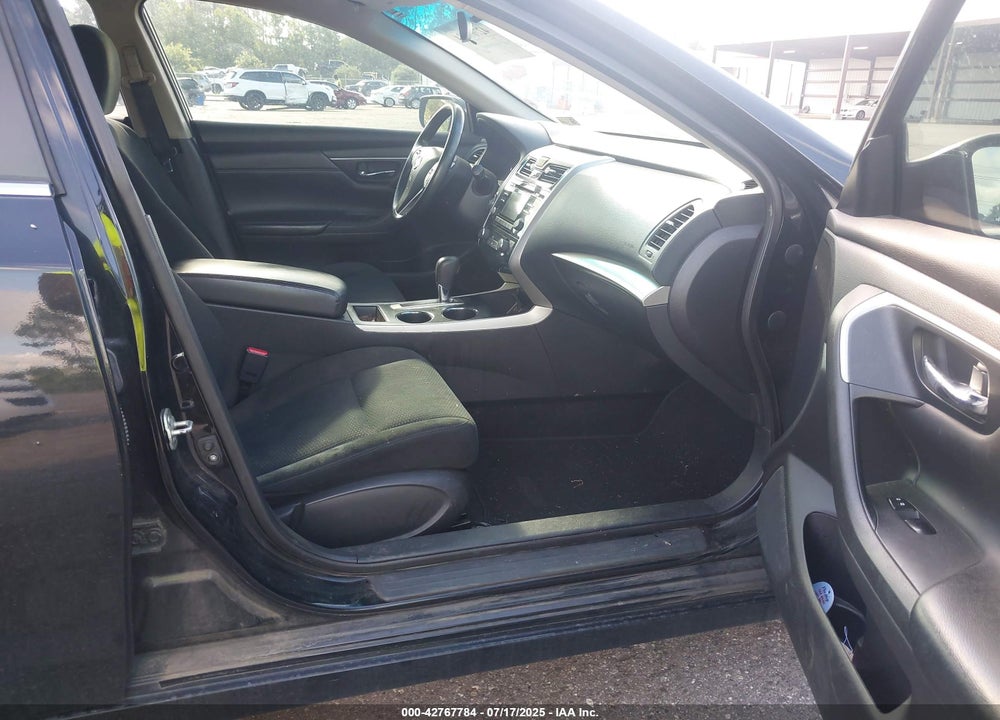 2015 NISSAN ALTIMA VIN: 1N4AL3AP1FC256637