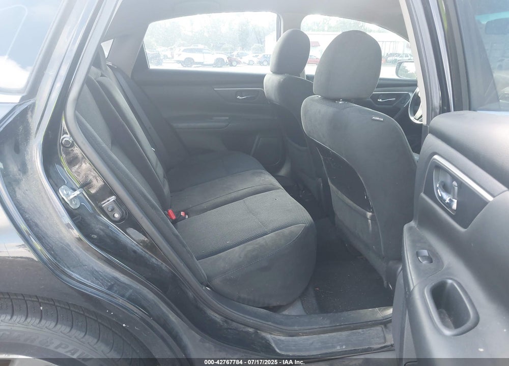 2015 NISSAN ALTIMA VIN: 1N4AL3AP1FC256637