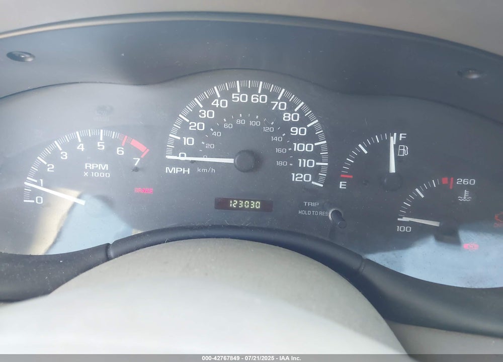2005 CHEVROLET CLASSIC VIN: 1G1ND52F85M198604