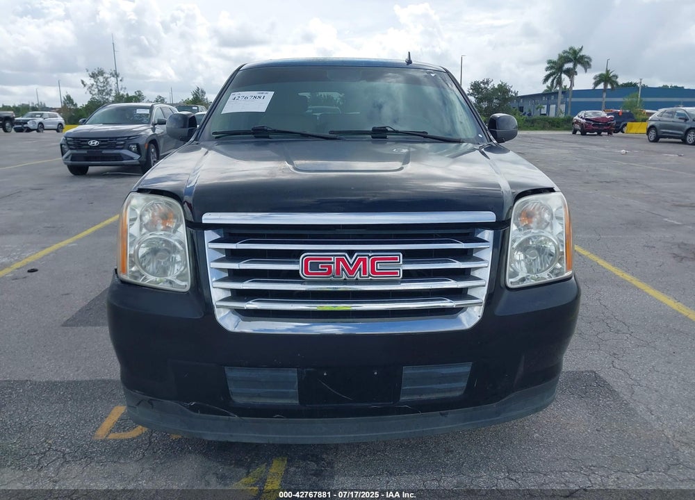 2008 GMC YUKON VIN: 1GKFC13518R204154