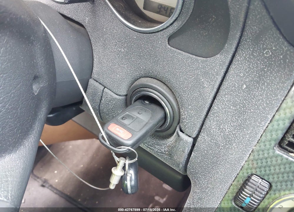 2000 MERCEDES-BENZ SLK 230 KOMPRESSOR VIN: WDBKK47F7YF167712