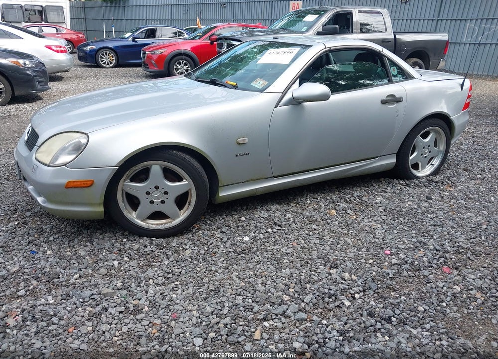 2000 MERCEDES-BENZ SLK 230 KOMPRESSOR VIN: WDBKK47F7YF167712