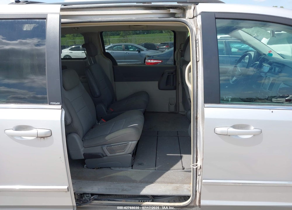 2009 CHRYSLER TOWN & COUNTRY TOURING VIN: 2A8HR54109R678879