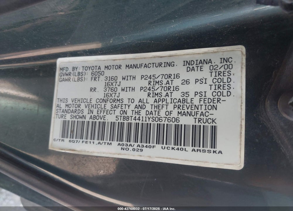 2000 TOYOTA TUNDRA SR5 V8 VIN: 5TBBT4411YS067606