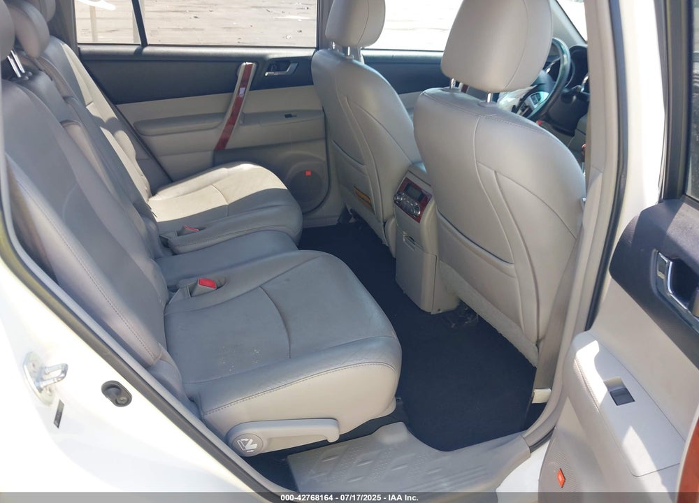 2011 TOYOTA HIGHLANDER VIN: 5TDDK3EH4BS089499