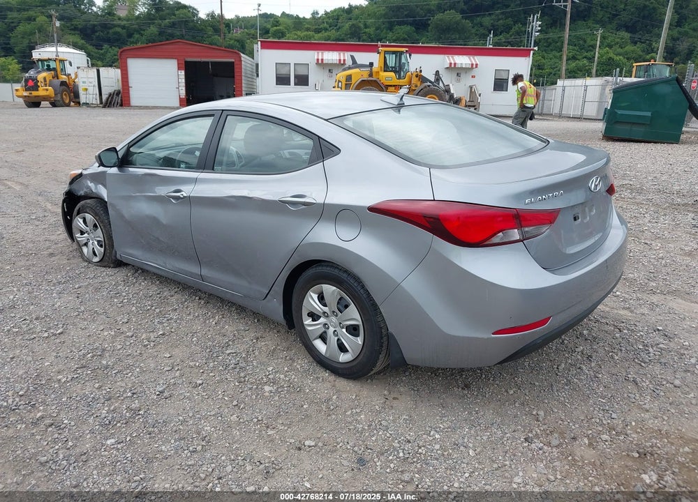 2016 HYUNDAI ELANTRA VIN: 5NPDH4AEXGH665691