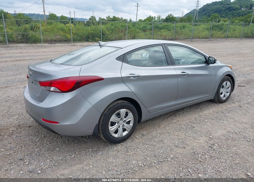 2016 HYUNDAI ELANTRA VIN: 5NPDH4AEXGH665691