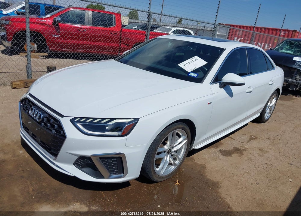 2022 AUDI A4 VIN: WAUEAAF47NN015119