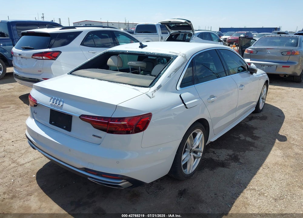 2022 AUDI A4 VIN: WAUEAAF47NN015119