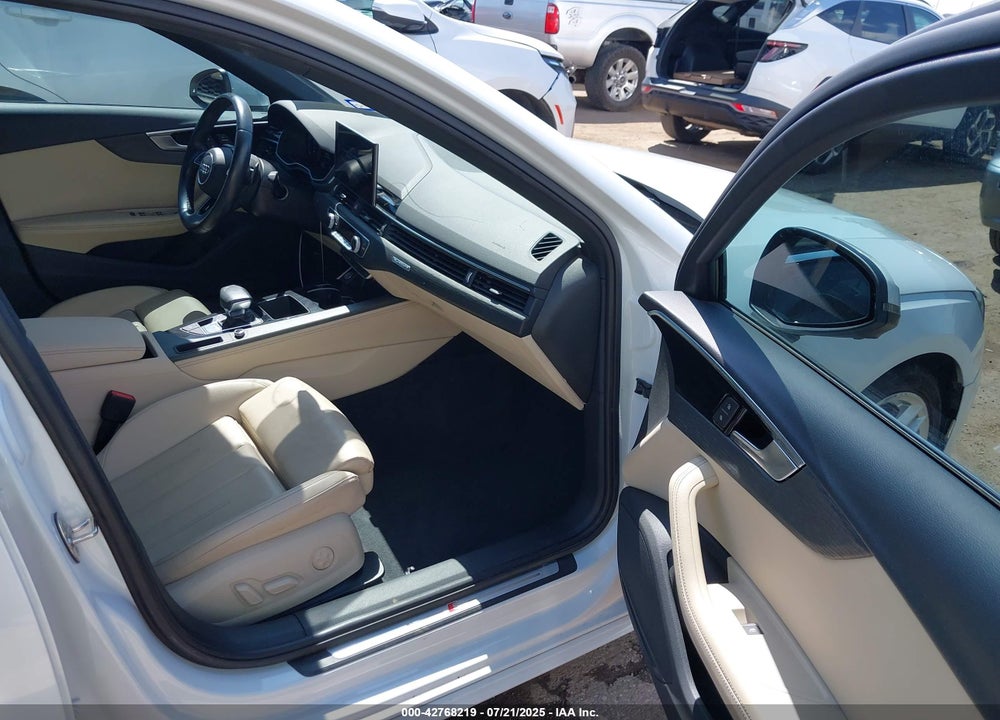 2022 AUDI A4 VIN: WAUEAAF47NN015119