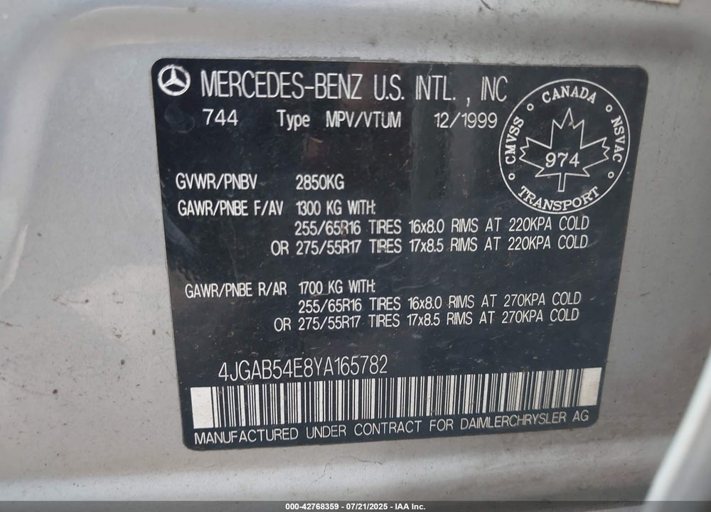 2000 MERCEDES-BENZ ML 320 VIN: 4JGAB54E8YA165782