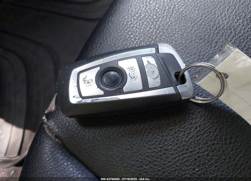 2013 BMW 3 SERIES VIN: WBA3B5G53DNS05713