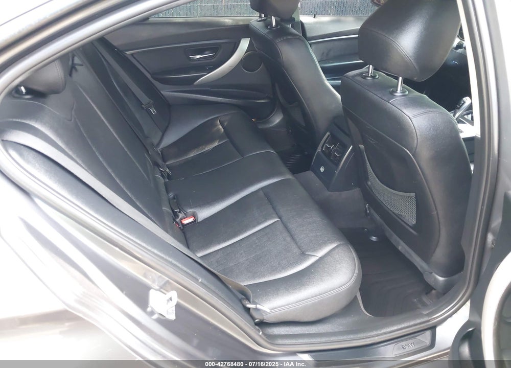 2013 BMW 3 SERIES VIN: WBA3B5G53DNS05713