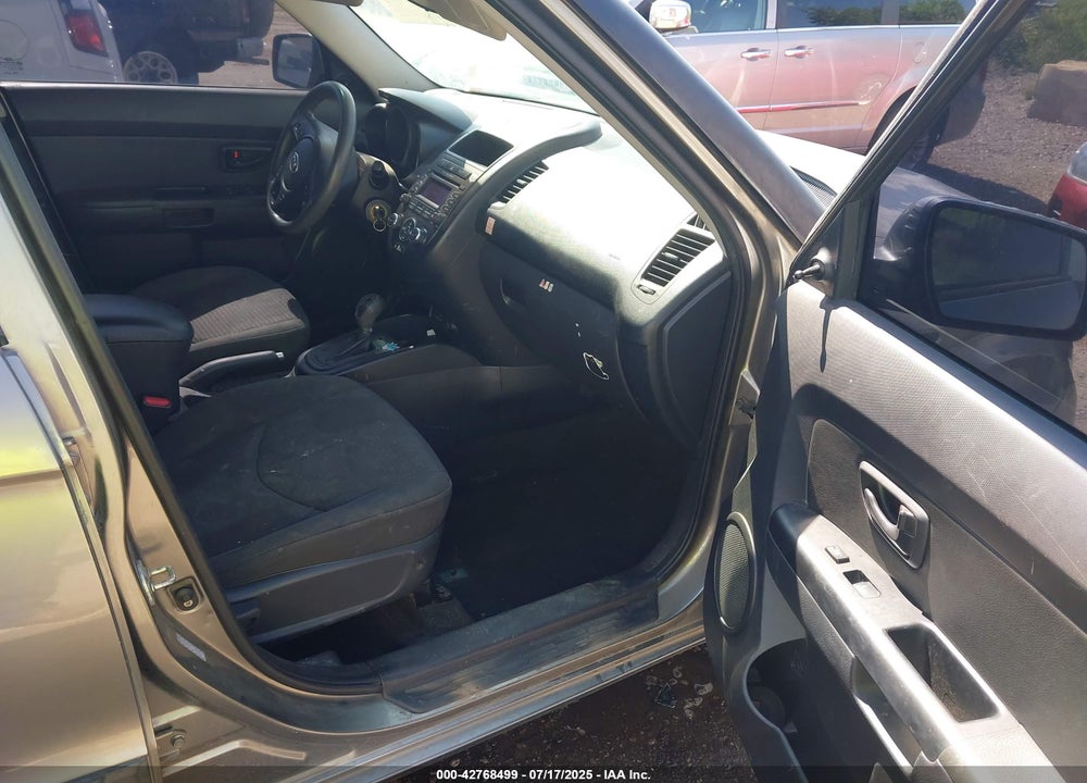2013 KIA SOUL VIN: KNDJT2A51D7632102