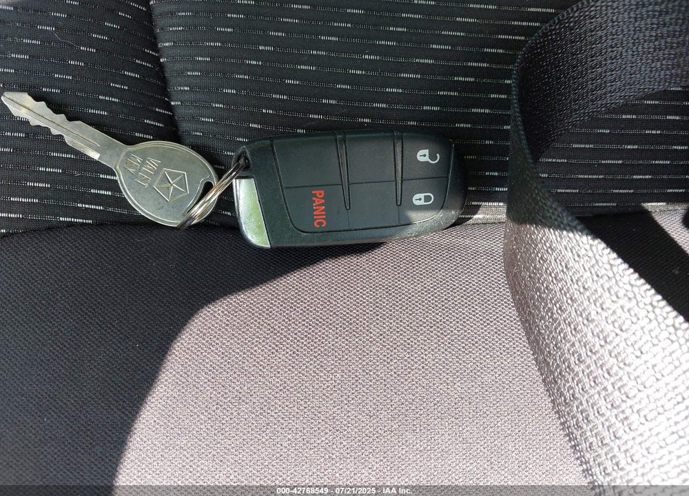 2014 DODGE JOURNEY VIN: 3C4PDDBG6ET118052