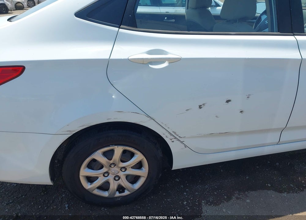 2013 HYUNDAI ACCENT VIN: KMHCT4AE7DU292777