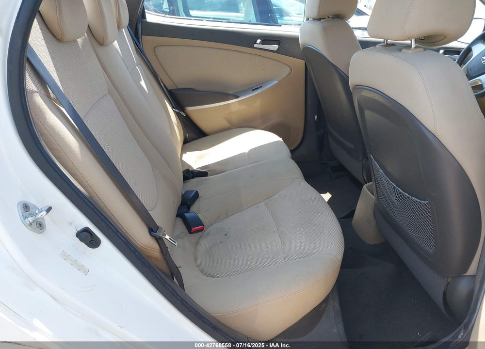 2013 HYUNDAI ACCENT VIN: KMHCT4AE7DU292777
