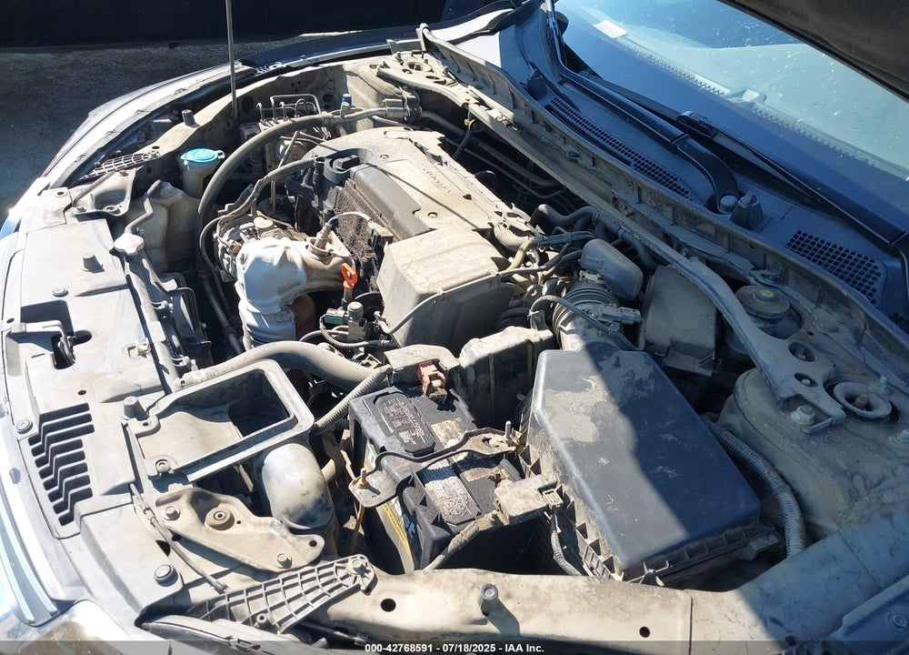 2015 HONDA ACCORD VIN: 1HGCR2F56FA239042