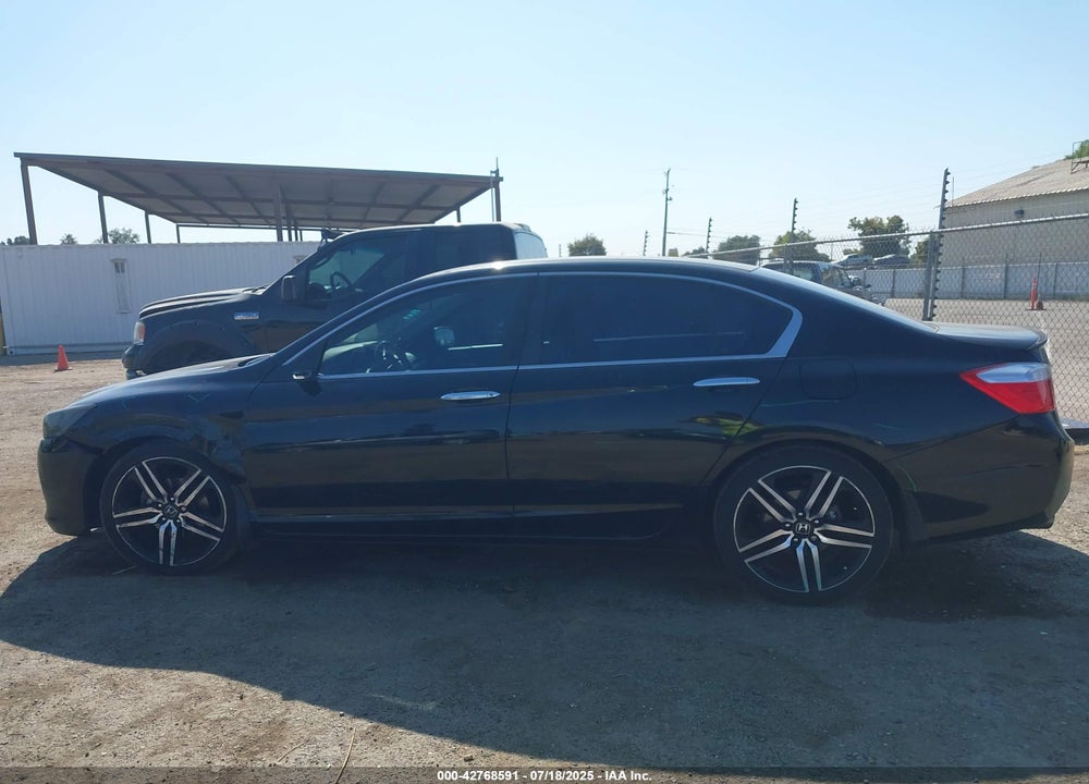 2015 HONDA ACCORD VIN: 1HGCR2F56FA239042
