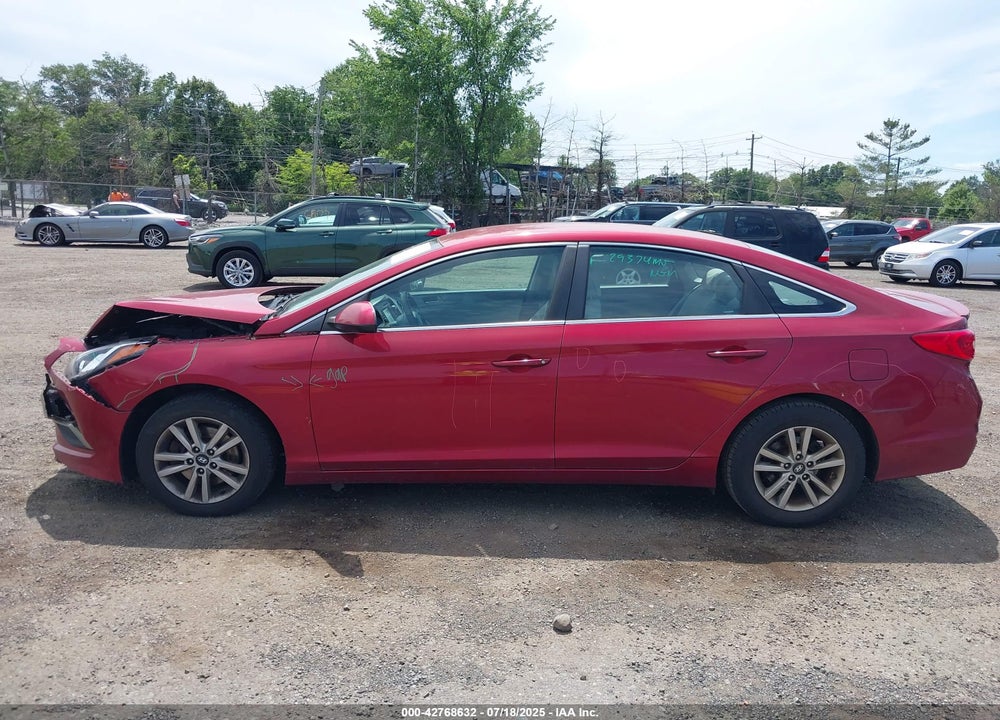 2016 HYUNDAI SONATA SE VIN: 5NPE24AFXGH428245