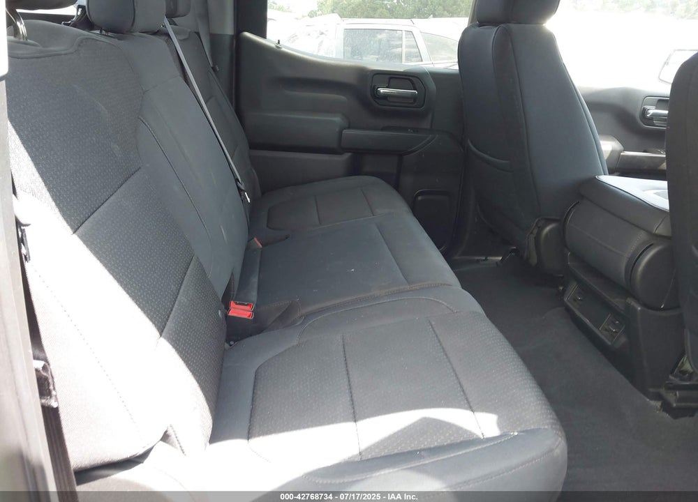 2019 CHEVROLET SILVERADO 1500 VIN: 3GCPYBEH6KG228813