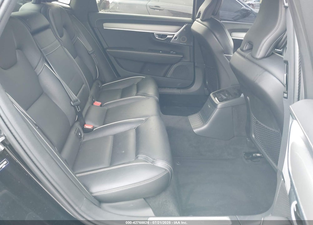 2020 VOLVO S90 VIN: LVYBR0AT9LP168523