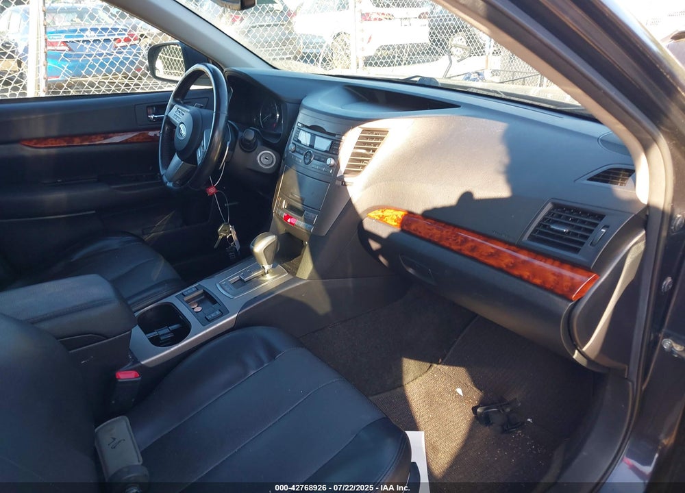 2011 SUBARU OUTBACK VIN: 4S4BRBKC7B3445589