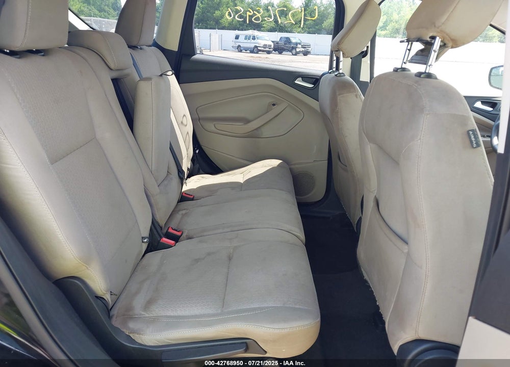2019 FORD ESCAPE VIN: 1FMCU0GD9KUB10160