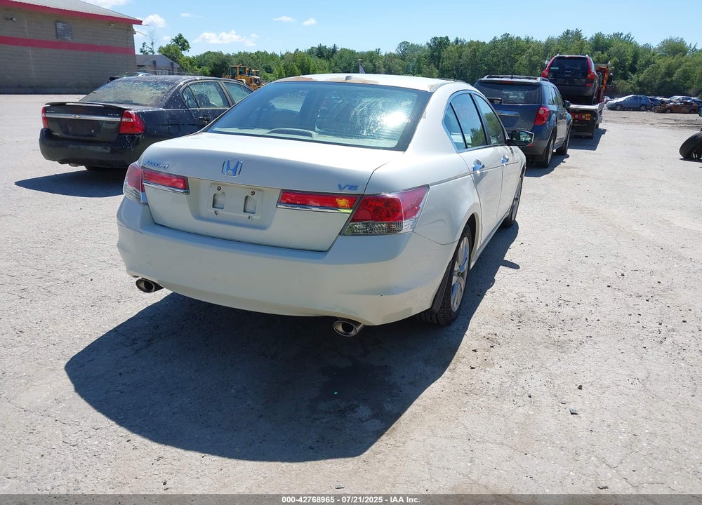 2011 HONDA ACCORD VIN: 5KBCP3F87BB004060