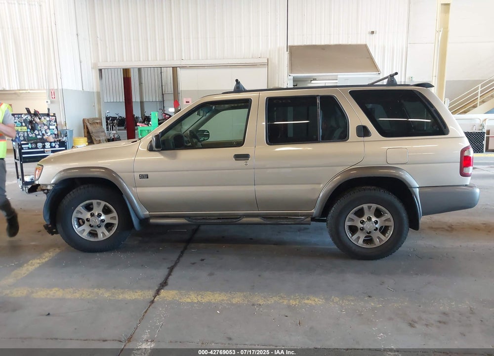 1999 NISSAN PATHFINDER LE/SE/XE VIN: JN8AR07Y1XW367944