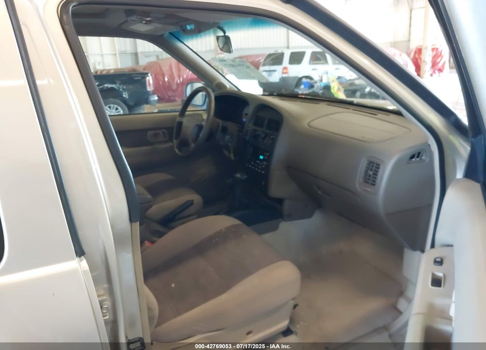 1999 NISSAN PATHFINDER LE/SE/XE VIN: JN8AR07Y1XW367944