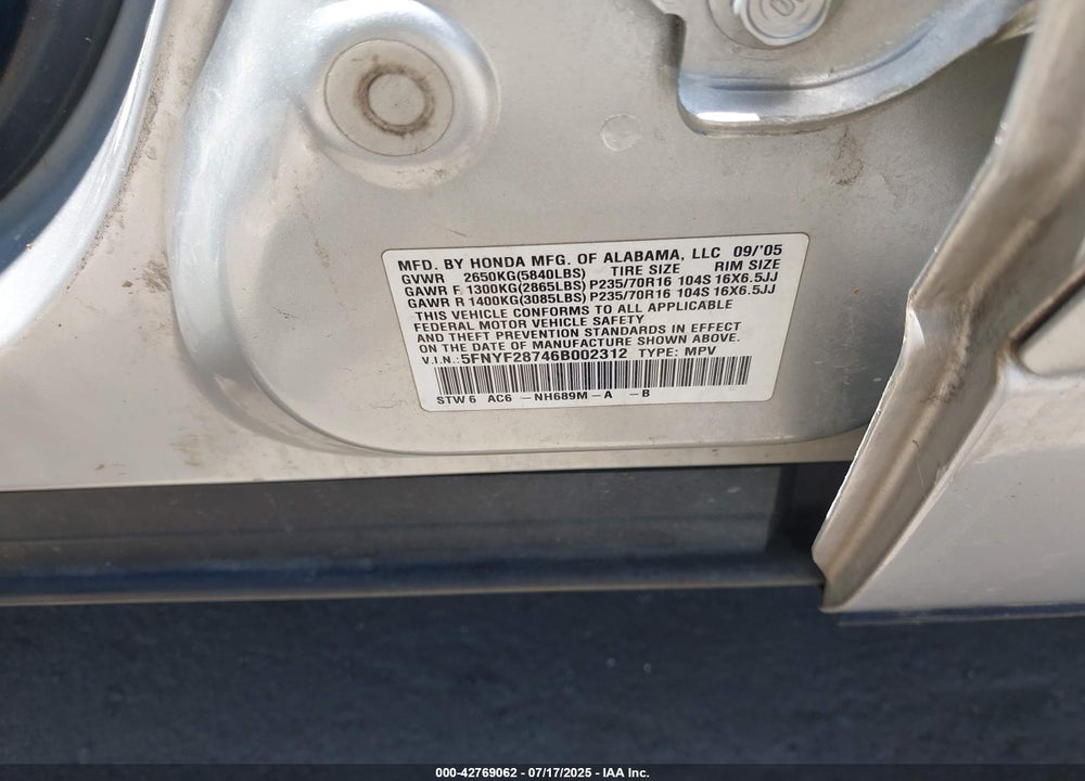 2006 HONDA PILOT EX-L VIN: 5FNYF28746B002312