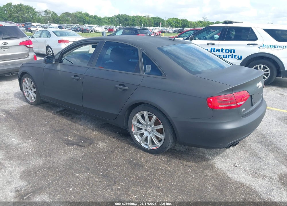 2010 AUDI A4 VIN: WAUAFAFL2AN070059