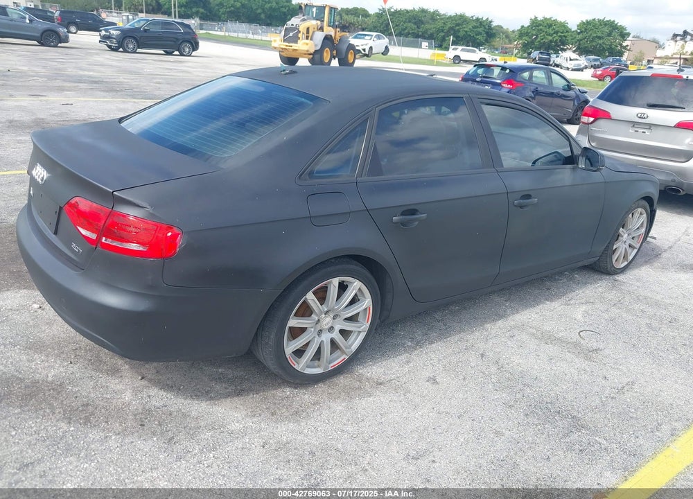 2010 AUDI A4 VIN: WAUAFAFL2AN070059