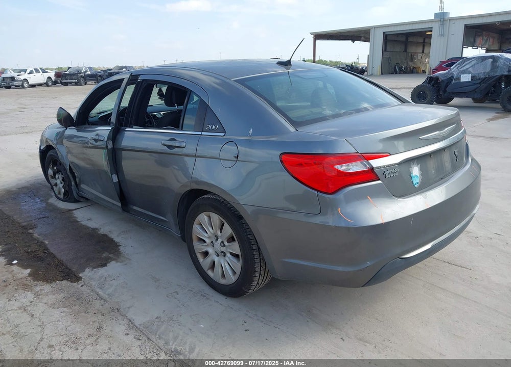 2012 CHRYSLER 200 VIN: 1C3CCBAB3CN105322