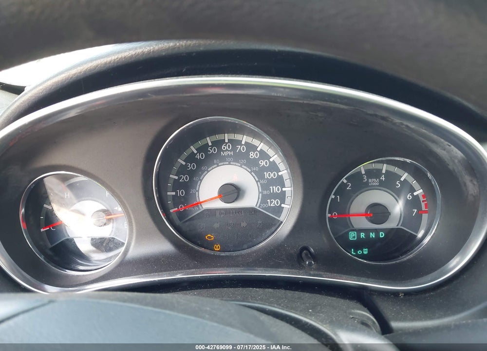 2012 CHRYSLER 200 VIN: 1C3CCBAB3CN105322