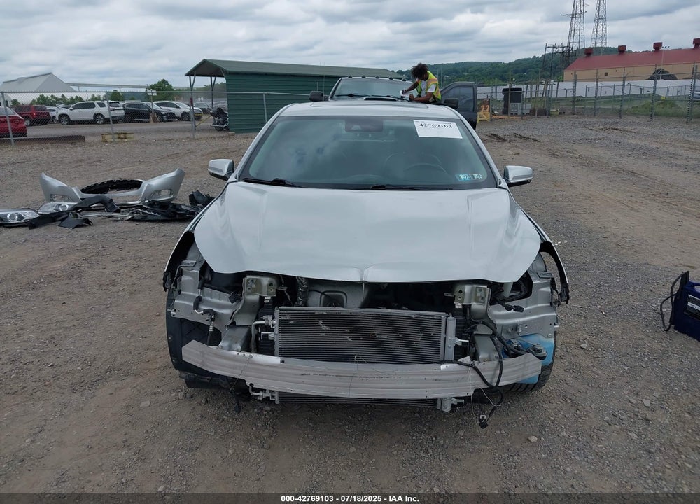 2014 CHEVROLET MALIBU VIN: 1G11H5SL6EF265598