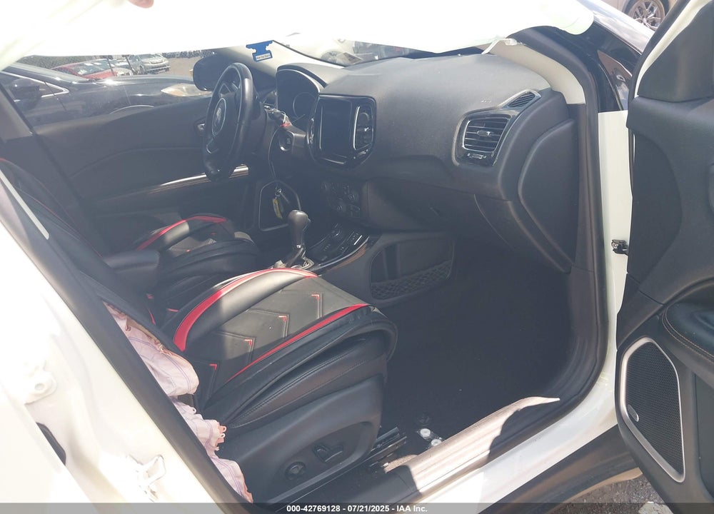 2021 JEEP COMPASS VIN: 3C4NJDCB8MT557609